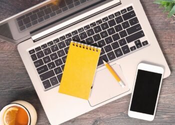 Online earnings: A better option than traditional jobs in Pakistan?