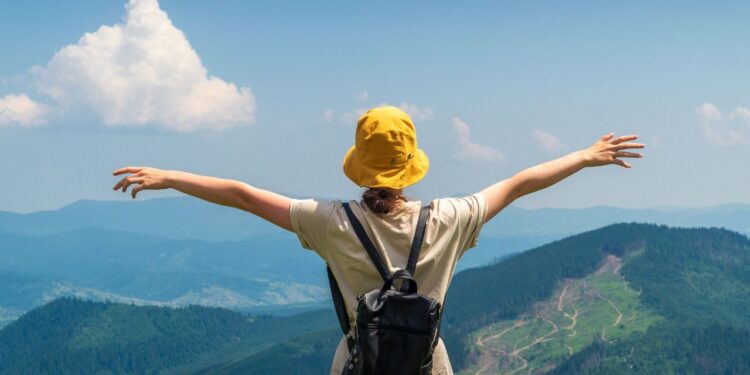 Travelling minds, open hearts